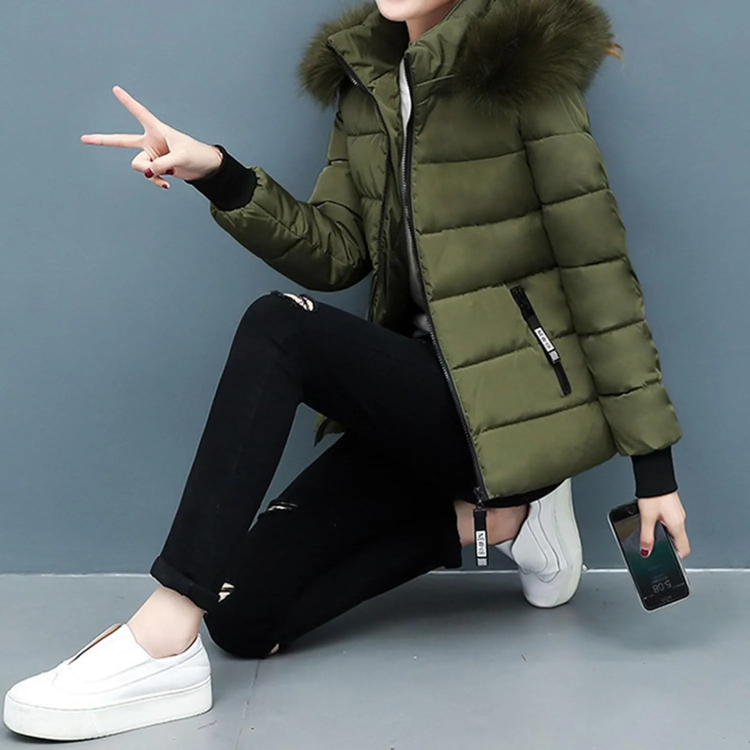 Women's Quilted Puffer Jacket Removable Faux Fur Hooded Long Puffer Coat Lightweight Full-Zip Puffer Jacket